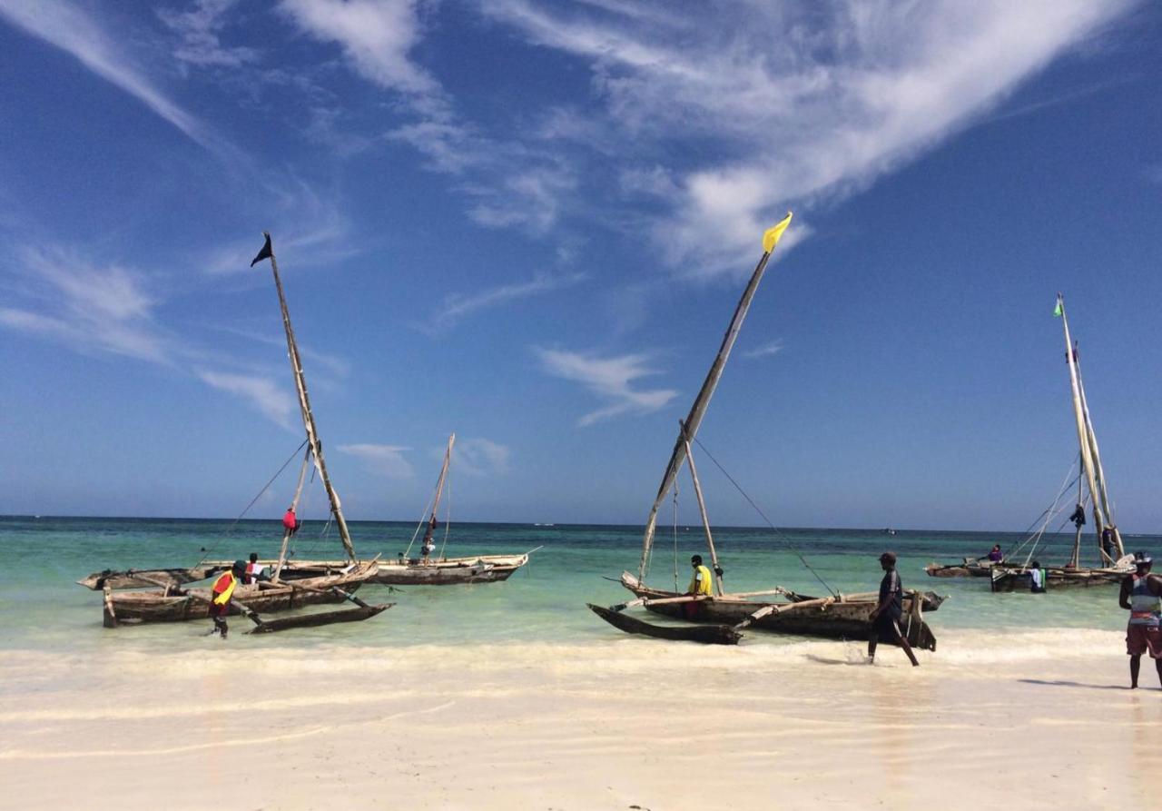 Eleven Pearl Boutique Hotel & Spa Diani Beach Esterno foto