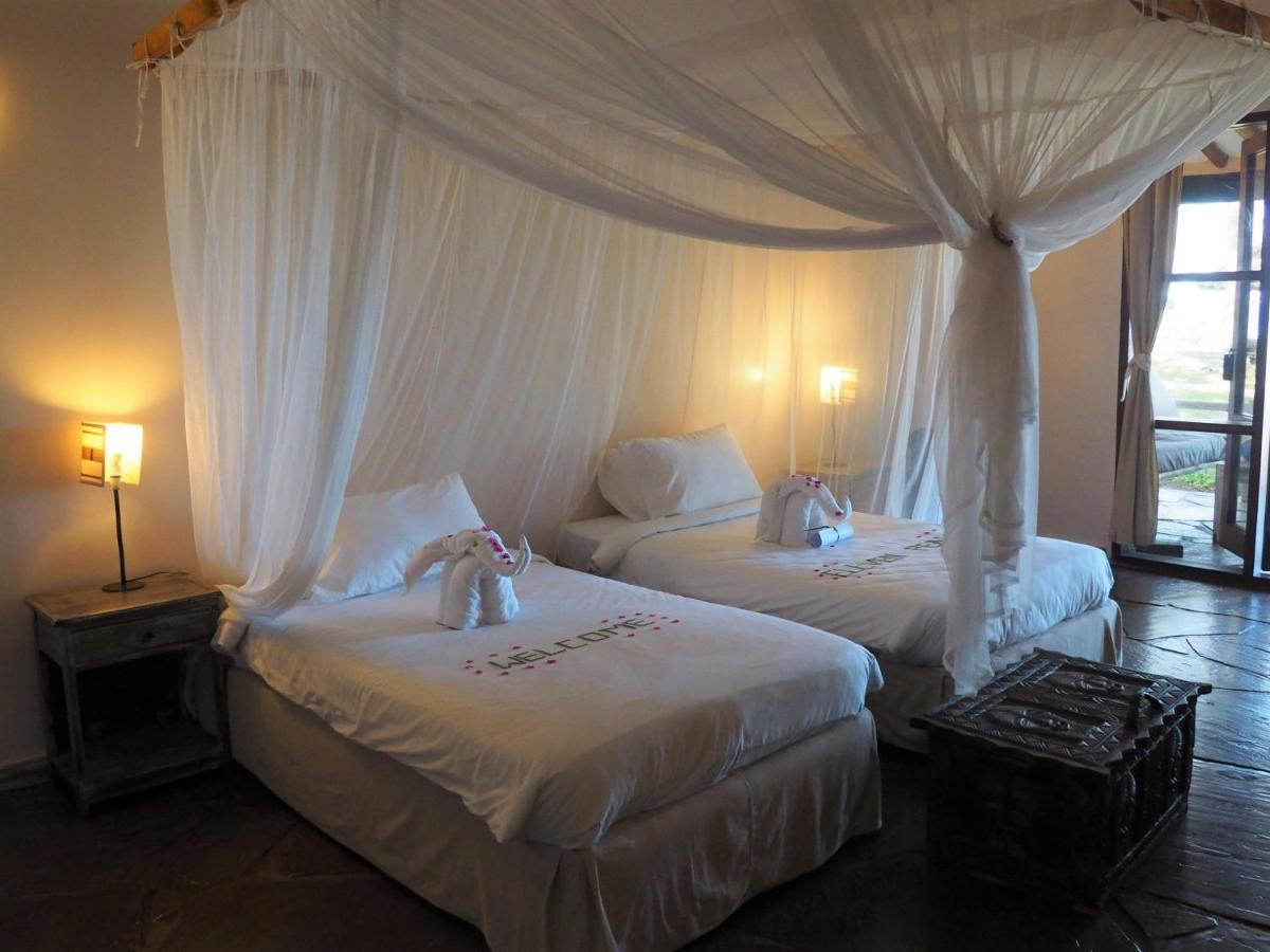 Eleven Pearl Boutique Hotel & Spa Diani Beach Esterno foto