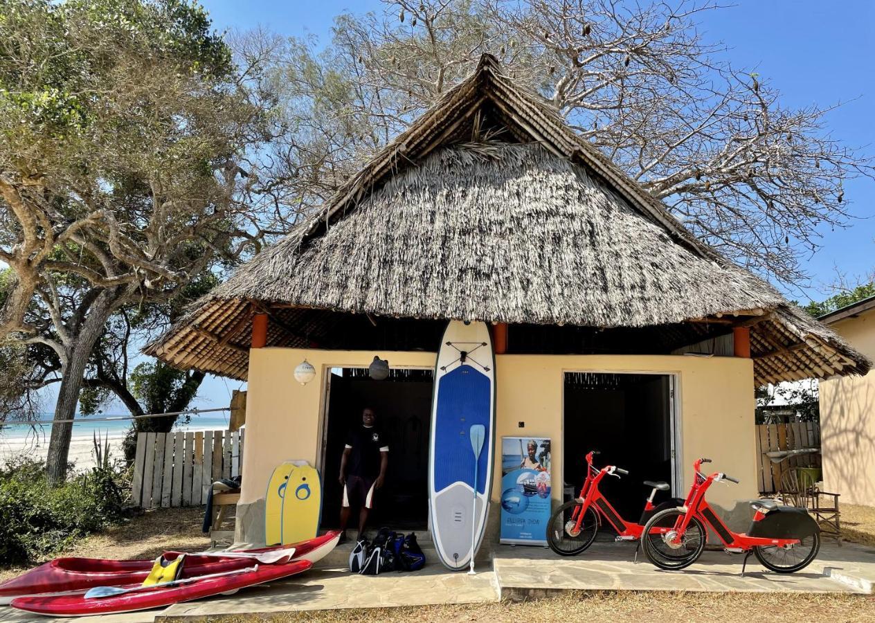 Eleven Pearl Boutique Hotel & Spa Diani Beach Esterno foto