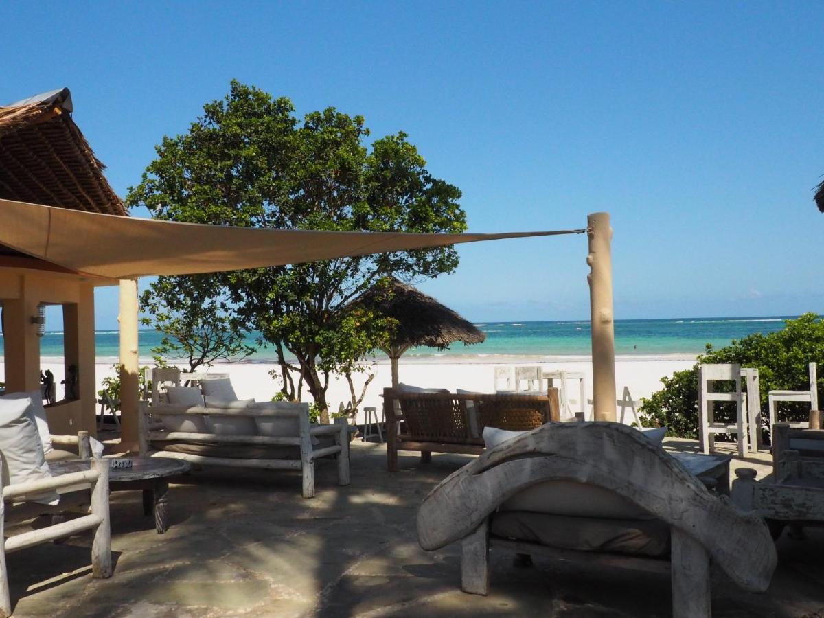 Eleven Pearl Boutique Hotel & Spa Diani Beach Esterno foto