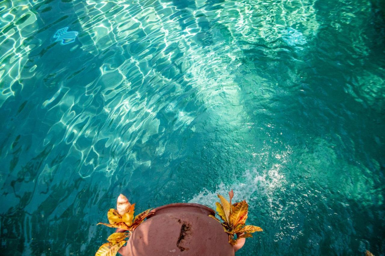 Eleven Pearl Boutique Hotel & Spa Diani Beach Esterno foto